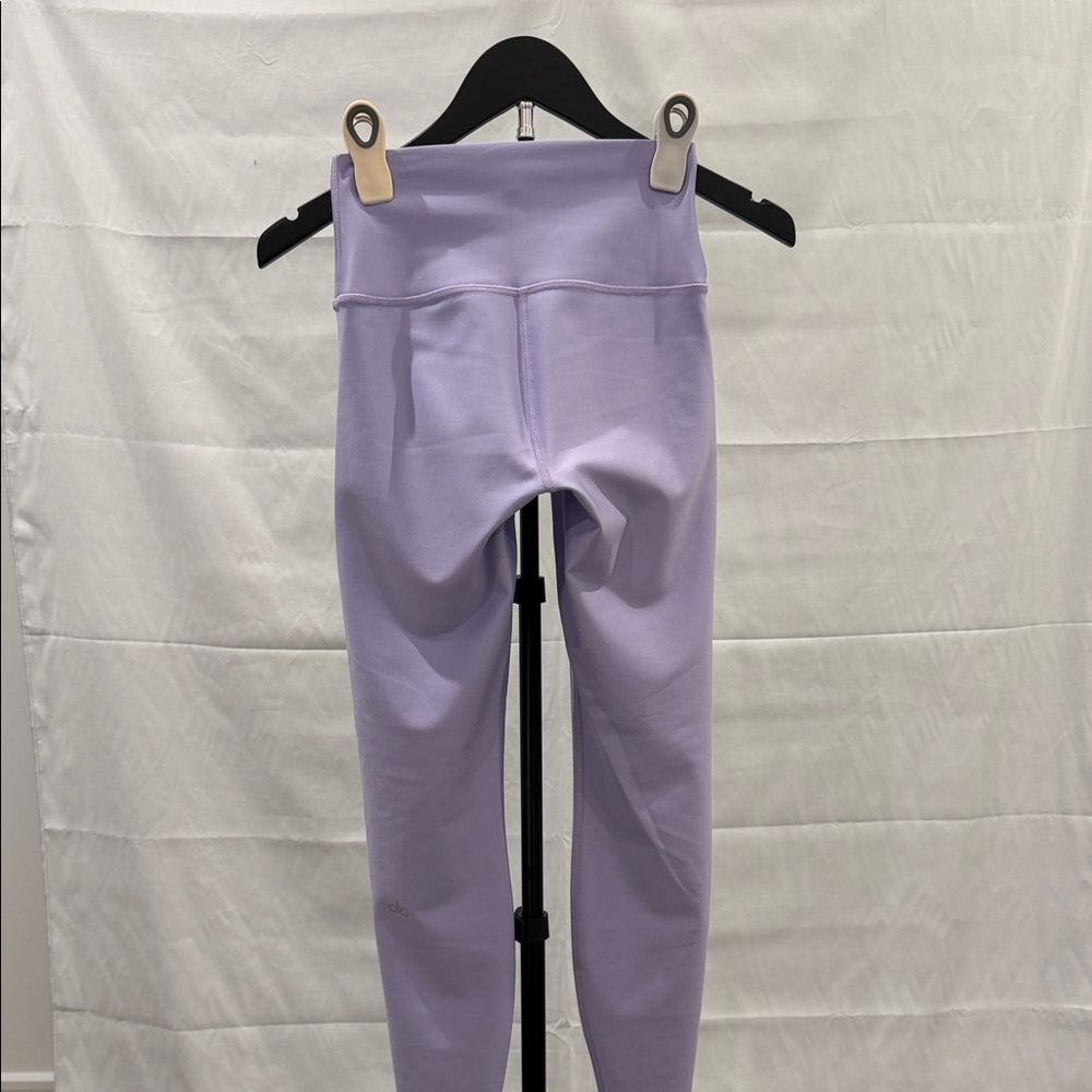 ALO Yoga Lavender Leggings